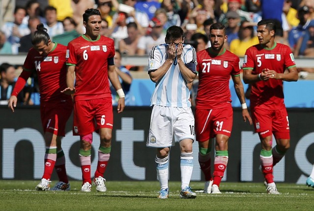 چو ايران نباشد تن من مباد چو ايران نباشد تن من مباد
