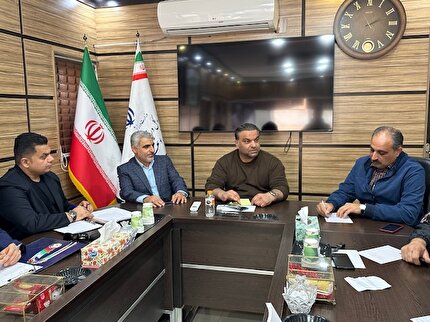 محتشم: نواقص ورزشگاه فوتبال ساحلی دهکدهی گردشگری باید برطرف گردد