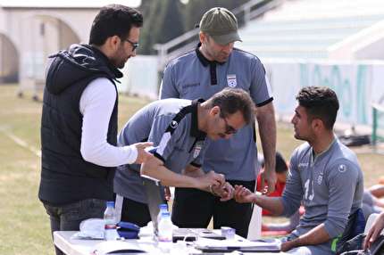 تست آمادگی جسمانی و آزمایش خون در تمرین تیم امید