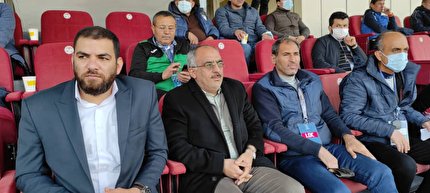 حضور سفیر ایران در ورزشگاه شهر دوشنبه