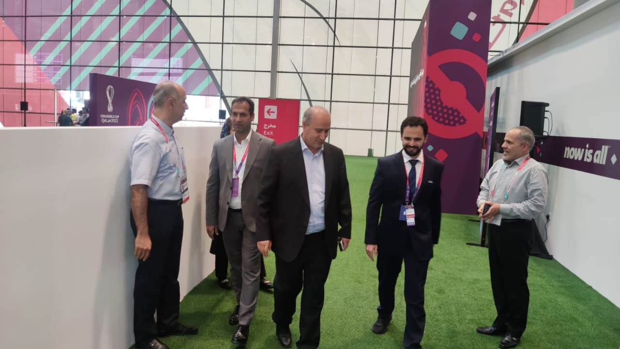حضور رییس فدراسیون فوتبال در مرکز DECC بلیت فروشی فیفا + عکس حضور رییس فدراسیون فوتبال در مرکز DECC بلیت فروشی فیفا + عکس