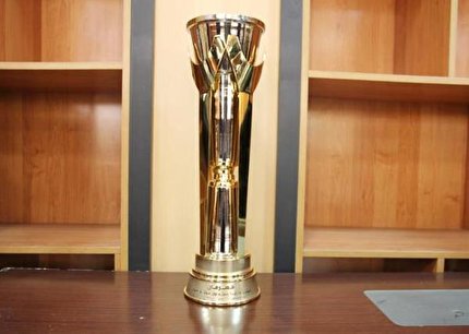 در هفته سی و دوم جام قهرمانی لیگ یک اهدا می شود
