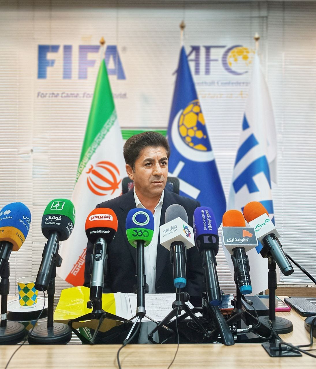 ممبینی: امیدوارم این برنامههای صداوسیما برنامهریزی شده نباشد ممبینی: امیدوارم این برنامههای صداوسیما برنامهریزی شده نباشد
