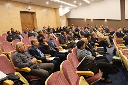 کارگاه آموزشی روسای برگزاری مسابقات هیات های فوتبال استان ها برگزار شد