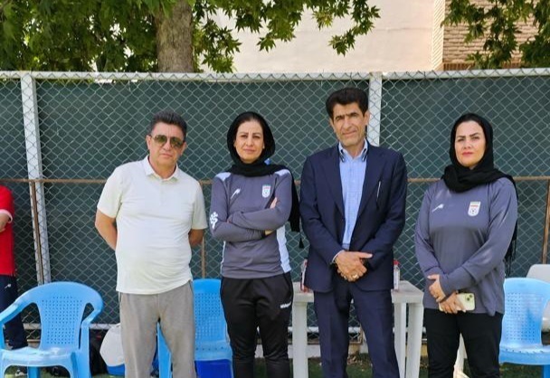 تقدیر سرمربی تیم ملی بانوان از قلعه نویی تقدیر سرمربی تیم ملی بانوان از قلعه نویی