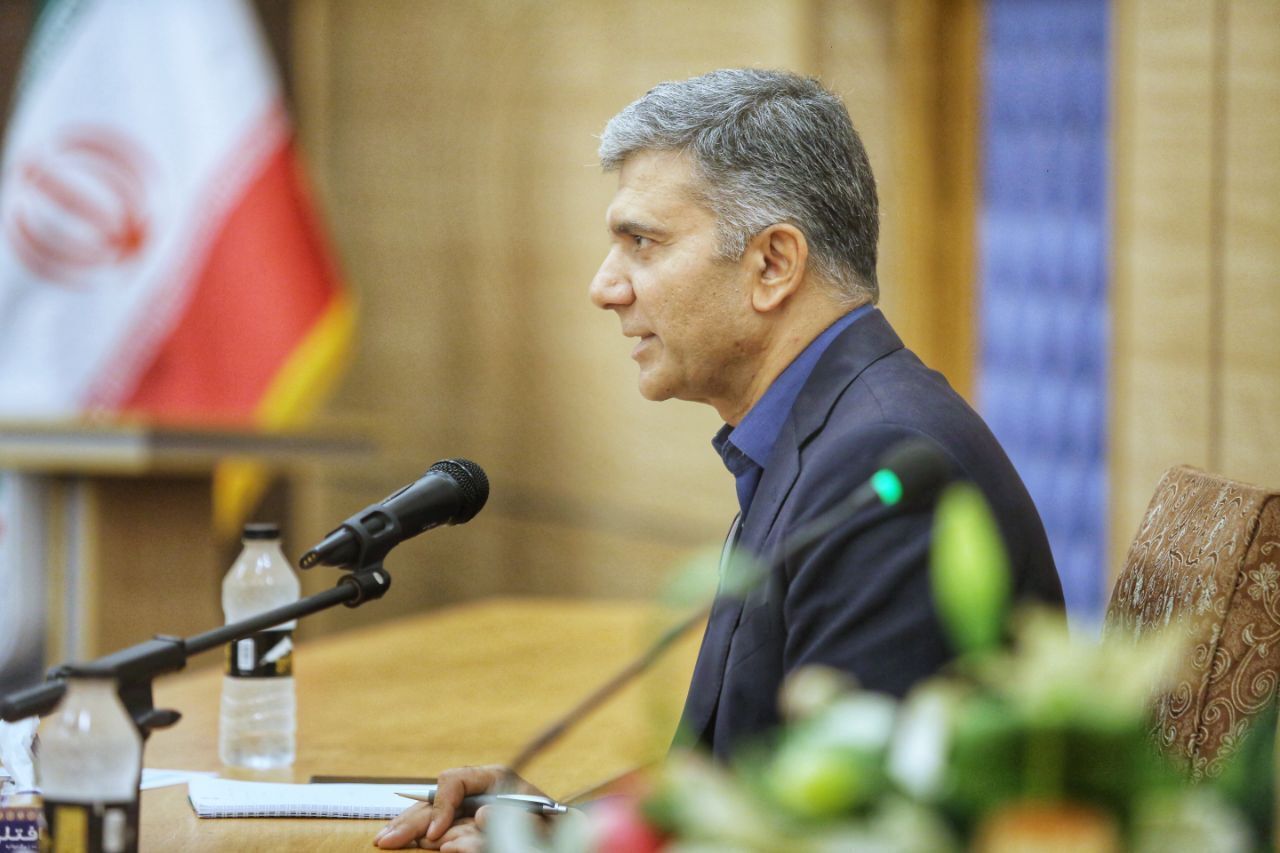 دکتر خانلری: امیدوارم با ارائه بهترین خدمات، شرایط را برای ملی پوشان فراهم کنیم دکتر خانلری: امیدوارم با ارائه بهترین خدمات، شرایط را برای ملی پوشان فراهم کنیم