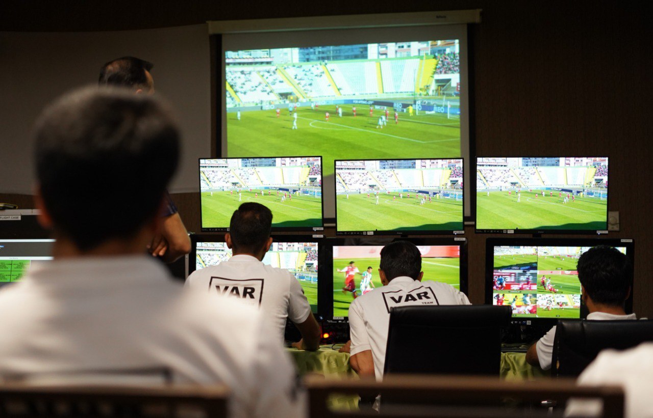 VAR با داور ایرانی در لیگ برتر کشور حاضر می شود VAR با داور ایرانی در لیگ برتر کشور حاضر می شود