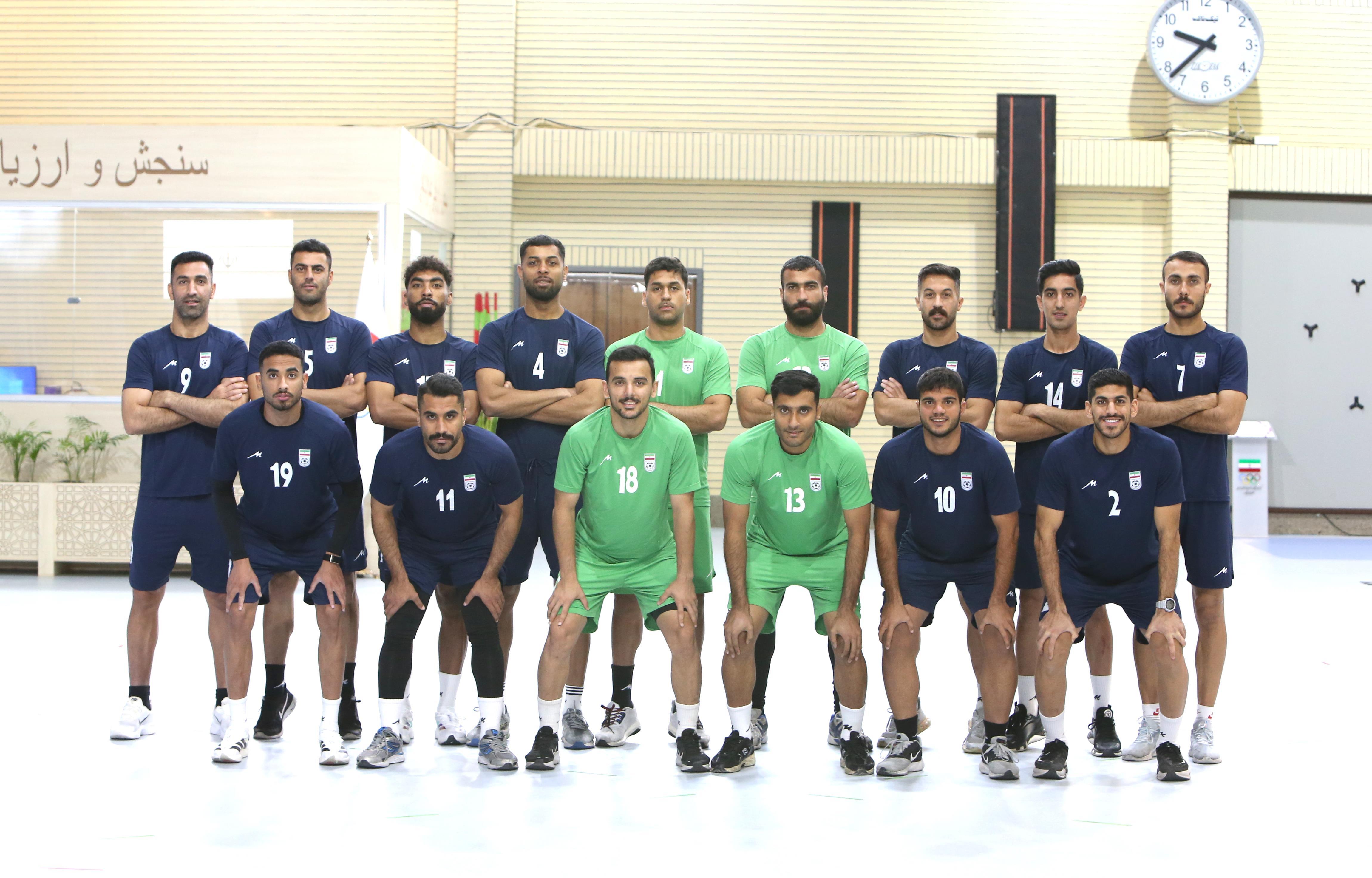 حضور اعضای تیم ملی ساحلی در آکادمی ملی المپیک حضور اعضای تیم ملی ساحلی در آکادمی ملی المپیک