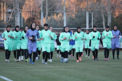 جعفری 27 بازیکن را به خط کرد