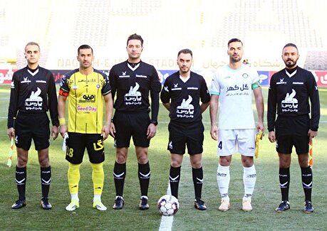 گزارش تصویری/ دیدار تیم های سپاهان اصفهان و گل گهر سیرجان