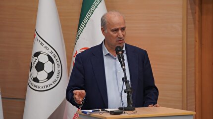 تاج: نباید خودمان را قهرمان بدانیم