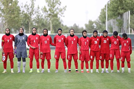 پایان نیمه نخست دیدار ایران و عراق