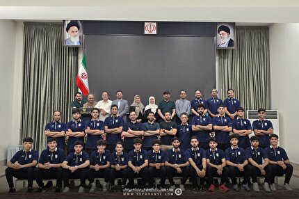 دیدار اعضای منتخب فوتبال باشگاهی زیر 20 سال ایران با سفیر در تاجیکستان