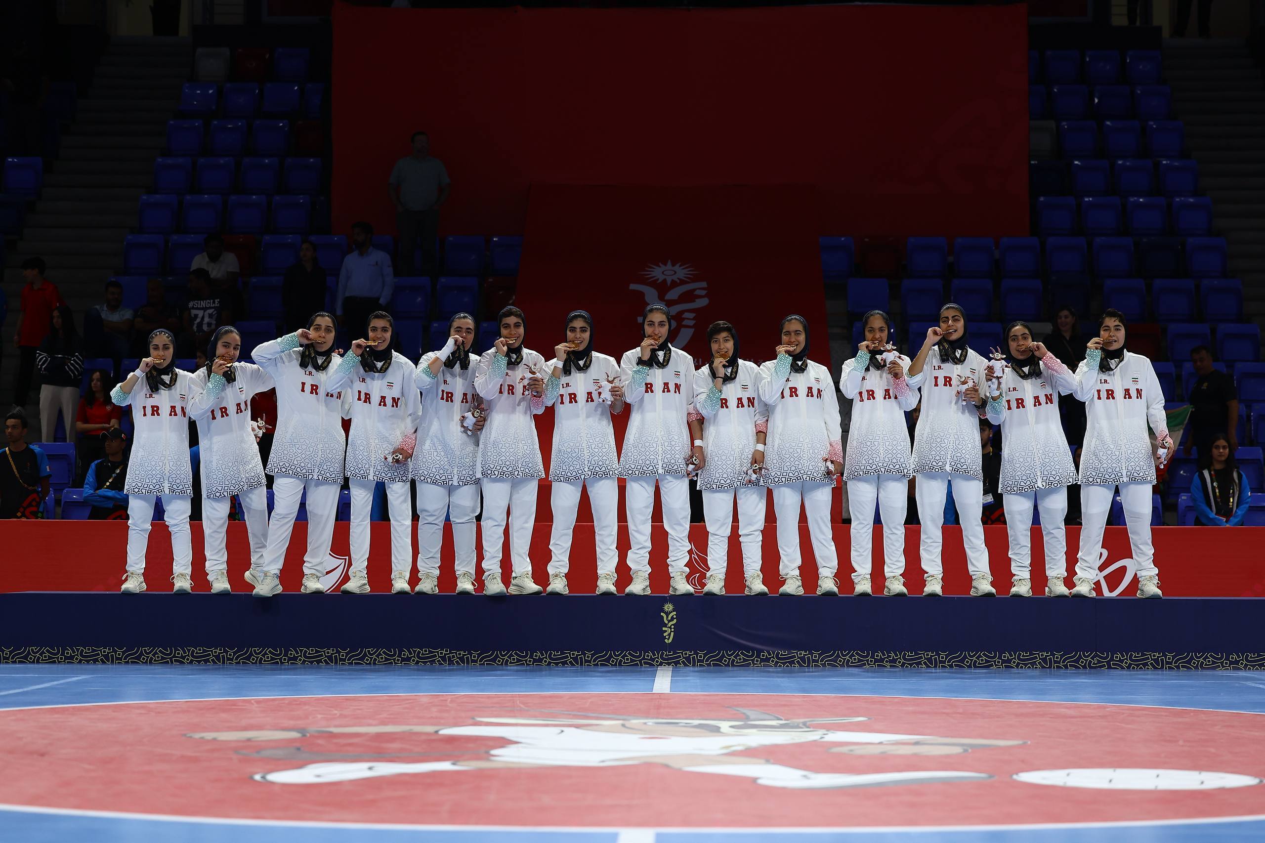 شریف: این قهرمانی حاصل غیرت، تعصب و اتحاد بود