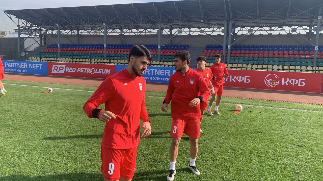 برگزاری تمرین امیدها امیدها در ورزشگاه اصلی تورنمنت ماناس