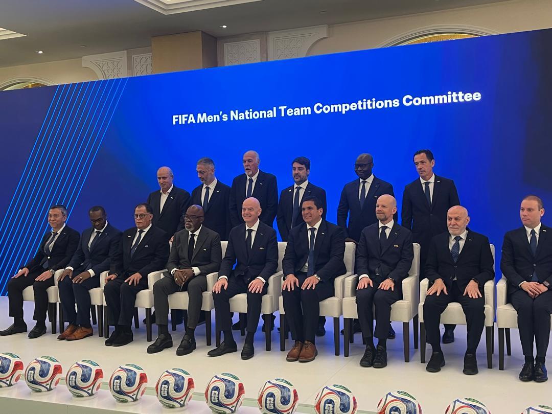 جلسه رئیس فدراسیون با رئیس و دبیرکل فیفا در خصوص تیم ملی/تاکید اینفانتینو بر مباحث مطرح شده در فینال کافا